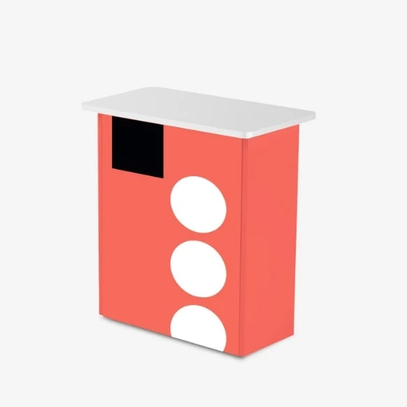 comptoir en bois mélaminé avec impression sur stickers personnalisé à votre image. pratique avec ses roulettes et fermeture à clé.