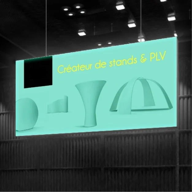 un panneau lumineux qui se transforme en plv suspendue pour ne plus passer inaperçu !